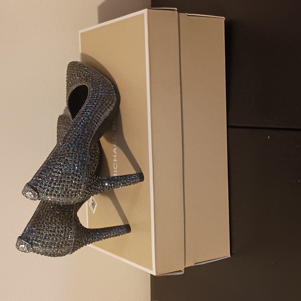 Michael Kors Dorothy Flex Pump